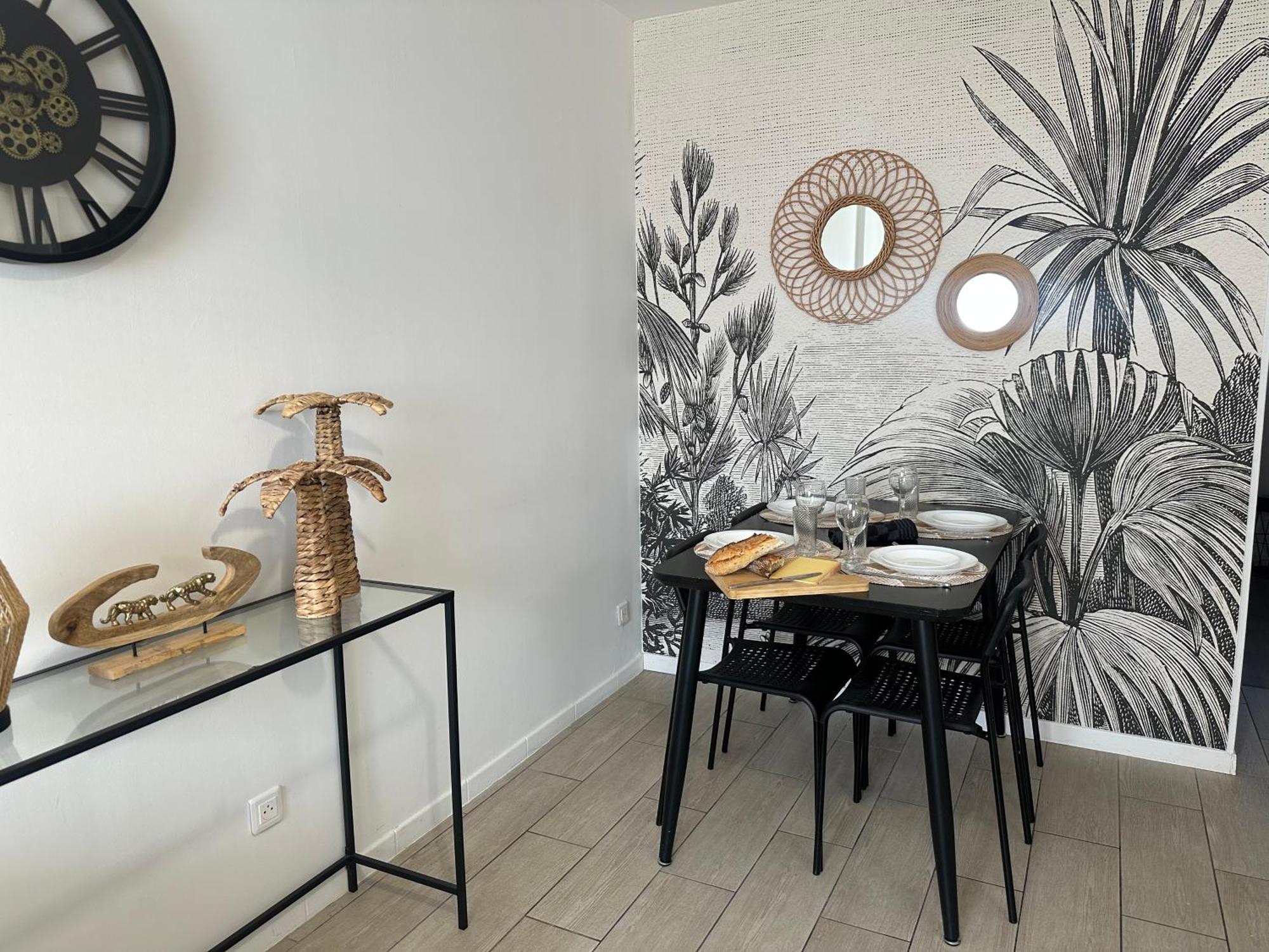 Le Boheme - Appartement Proche Gare Et Commerces Gisors Dış mekan fotoğraf
